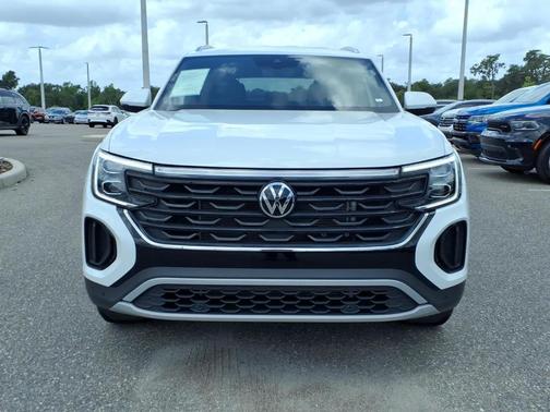 Pure White 2025 Volkswagen Atlas Cross Sport 2.0T SE w/Technology