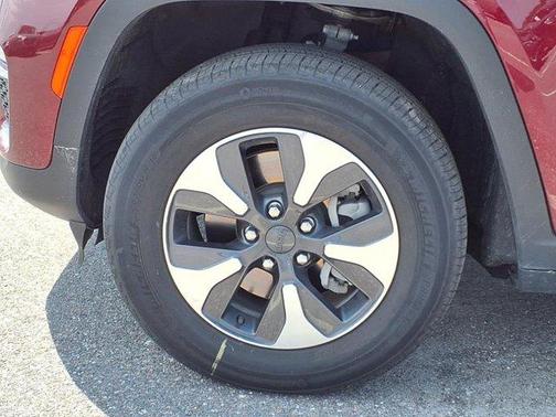 2023 Jeep Grand Cherokee 4xe Base