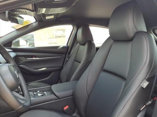 2026 Mazda Mazda3 FWD w/Select Package
