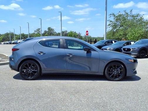 2025 Mazda Mazda3 Carbon Edition