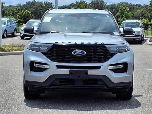 2022 Ford Explorer ST-Line