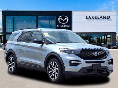 2022 Ford Explorer ST-Line