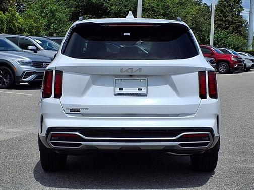 2023 Kia Sorento S
