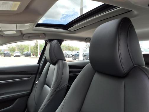 Jet Black Mica 2026 Mazda Mazda3 FWD w/Preferred Package