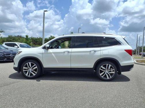 2017 Honda Pilot Touring