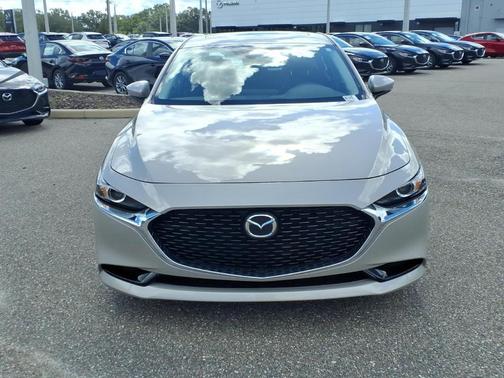 Platinum Quartz Metallic 2026 Mazda Mazda3 FWD w/Preferred Package