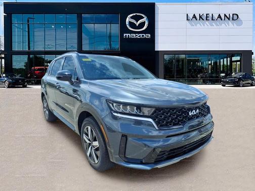 Gray 2023 Kia Sorento S