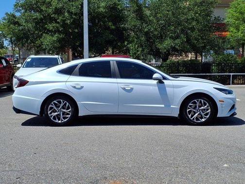 2021 Hyundai SONATA SEL