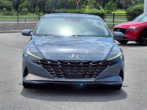 2021 Hyundai ELANTRA Limited