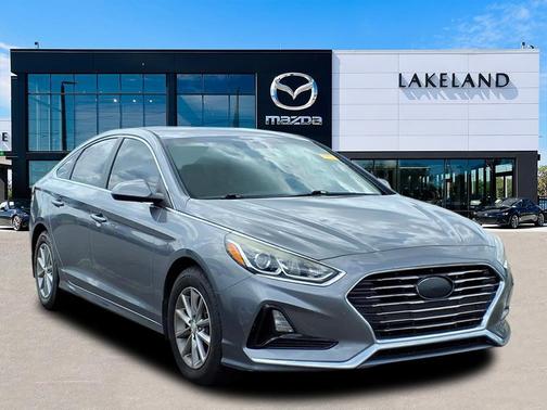 2018 Hyundai SONATA SE