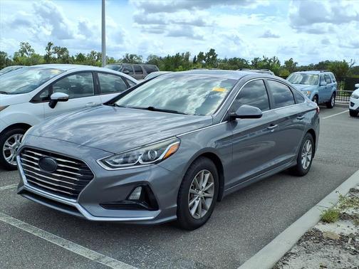 2018 Hyundai SONATA SE