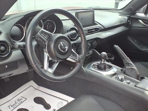 2019 Mazda MX-5 Miata Sport