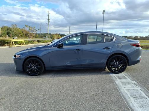 2025 Mazda Mazda3 2.5 S Carbon Edition