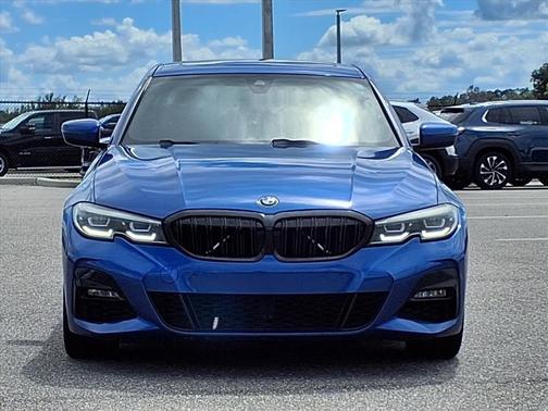 2021 BMW 330 i