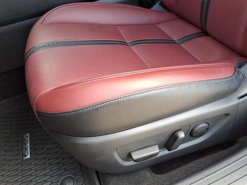 Machine Gray Metallic 2025 Mazda CX-50 Hybrid PREMIUM PLUS PACKAGE