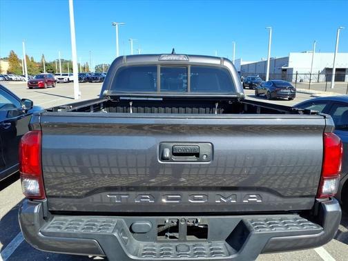 2018 Toyota Tacoma SR