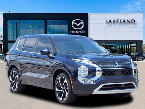 2022 Mitsubishi Outlander SE