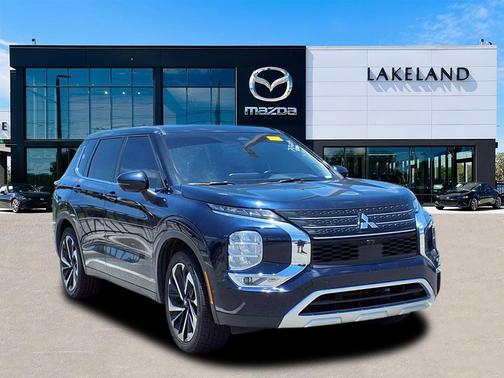 2022 Mitsubishi Outlander SE