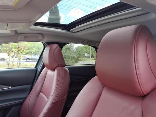 2025 Mazda CX-30 2.5 S Carbon Edition