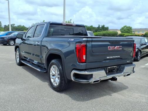Dark Sky Metallic 2019 GMC Sierra 1500 SLT