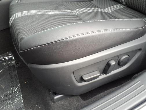 Machine Gray Metallic 2026 Mazda CX-50 2.5 S PREFERRED