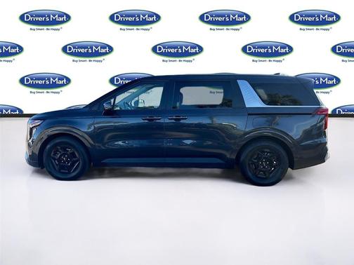 Metal 2025 Kia Carnival LXS
