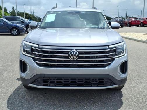 Silver Mist Metallic 2025 Volkswagen Atlas 2.0T SE w/Technology