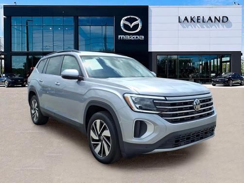 Silver Mist Metallic 2025 Volkswagen Atlas 2.0T SE w/Technology