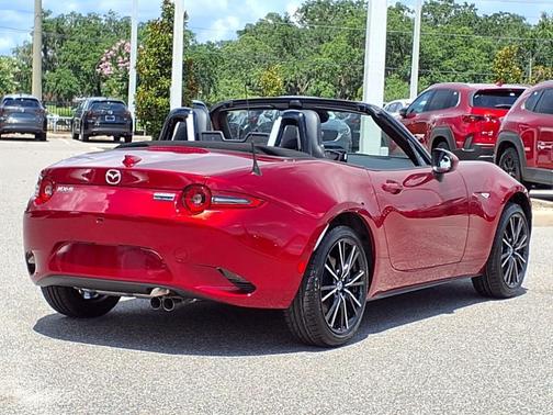 2025 Mazda MX-5 Miata Grand Touring