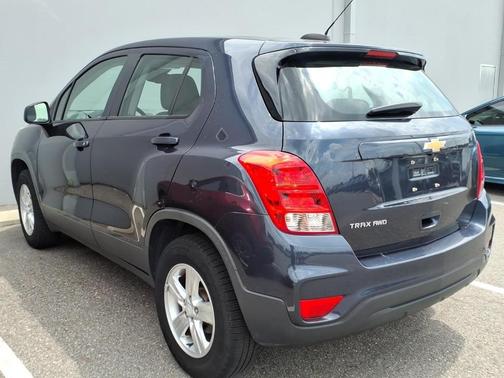 Storm Blue Metallic 2018 Chevrolet Trax LS