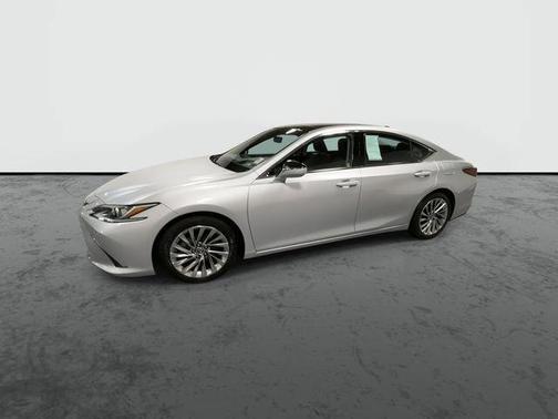 Silver 2019 Lexus ES 350