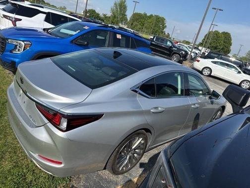 Silver 2019 Lexus ES 350