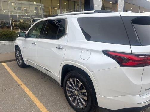 2022 Chevrolet Traverse Premier