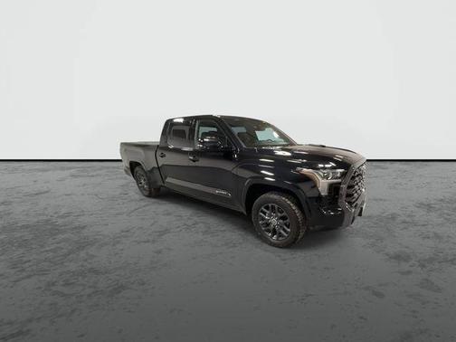 2023 Toyota Tundra Hybrid Platinum