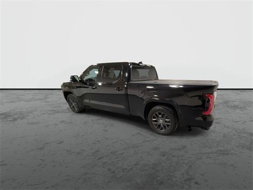 2023 Toyota Tundra Hybrid Platinum