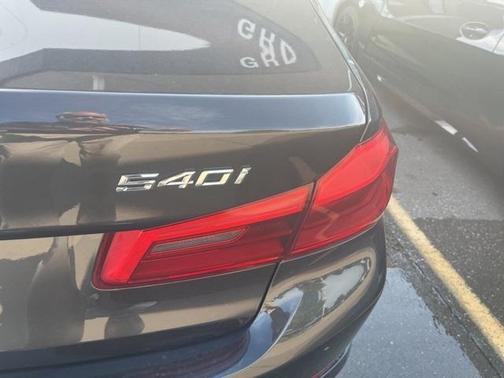 2019 BMW 540 i xDrive