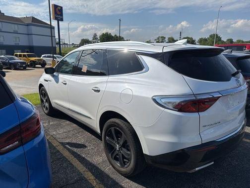 White 2024 Buick Enclave Essence