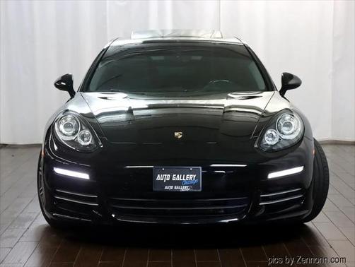 2015 Porsche Panamera 4S