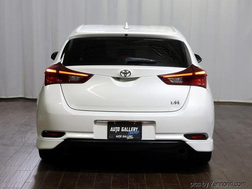 2017 Toyota Corolla iM Base