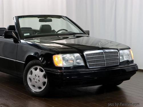 1995 Mercedes-Benz E-Class 2dr Cabriolet 3.2L