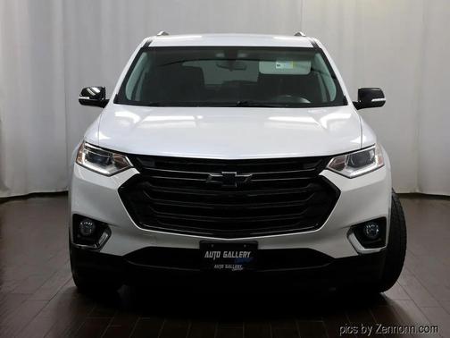 White 2018 Chevrolet Traverse LT Cloth