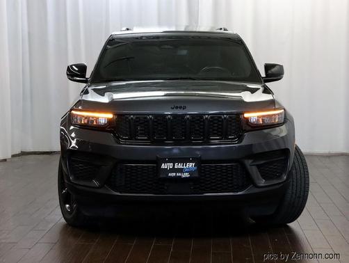 2022 Jeep Grand Cherokee Altitude