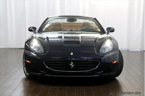 2011 Ferrari California Base