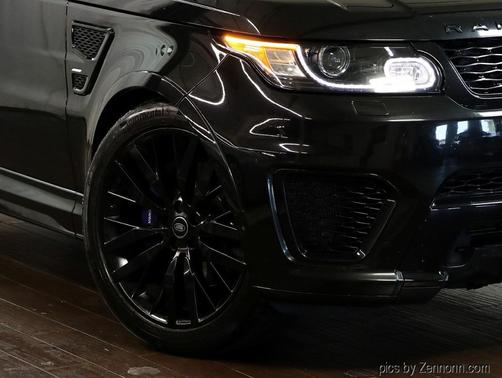 2017 Land Rover Range Rover Sport 5.0L Supercharged SVR