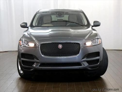 2019 Jaguar F-PACE 25t Premium