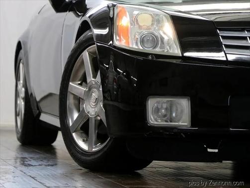 2005 Cadillac XLR Base