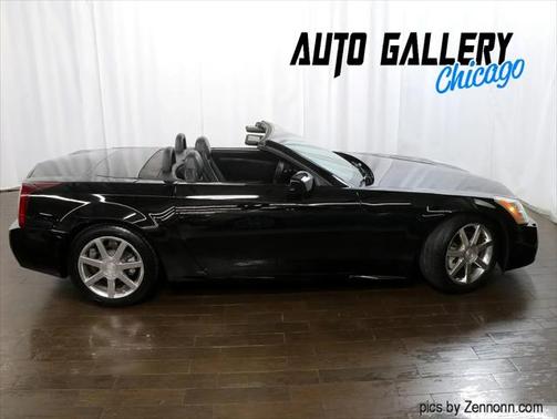 2005 Cadillac XLR Base