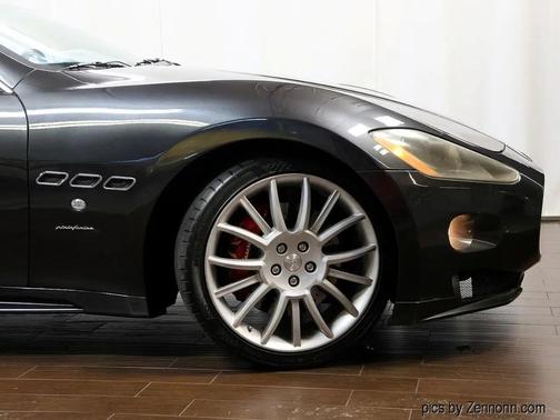 Gray 2012 Maserati GranTurismo S Auto