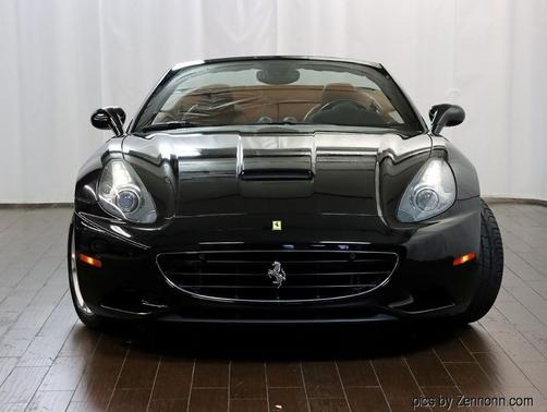 2010 Ferrari California Base