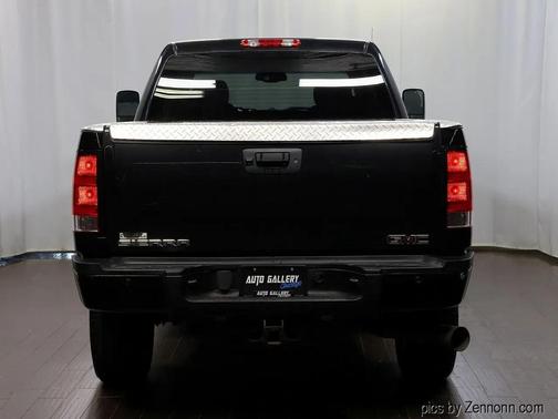 Black 2013 GMC Sierra 2500 Denali